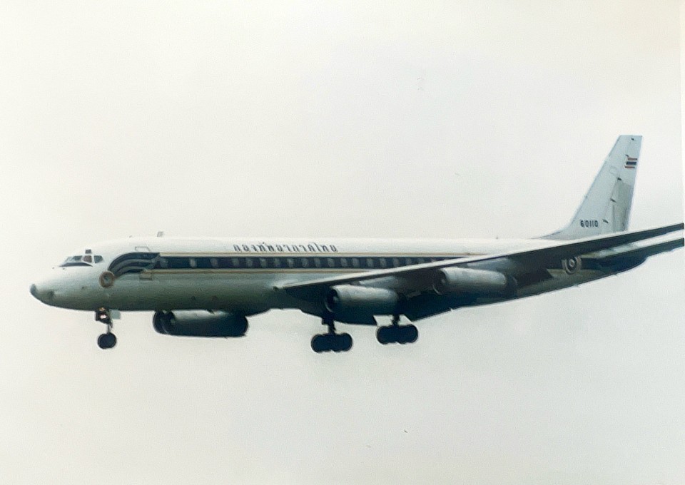 DC-8-62CF　タイ王国空軍　60110